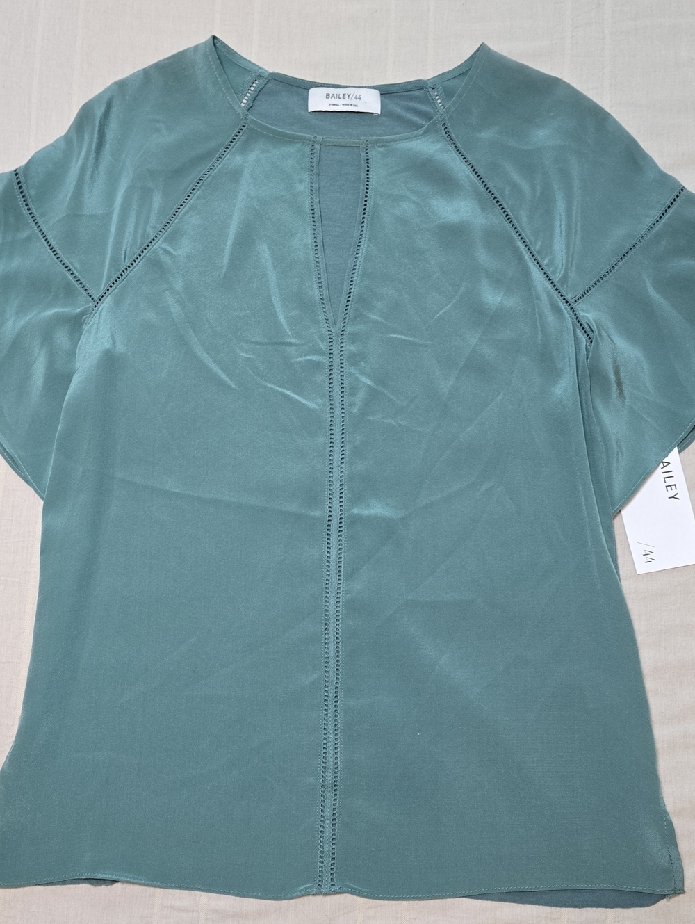 Bailey 44 Silk Front Mixed Media Sage Green Short Sleeve Blouse Women's Size XS